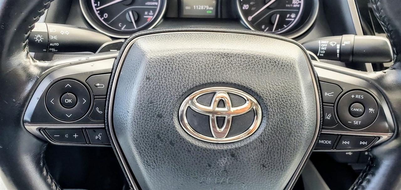 Toyota Camry SE Auto (Natl) 2021