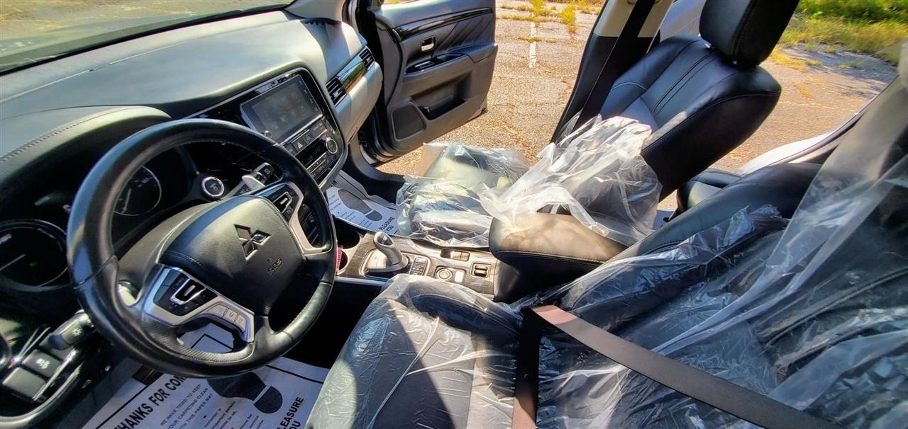 Mitsubishi Outlander PHEV SEL S-AWC 2018