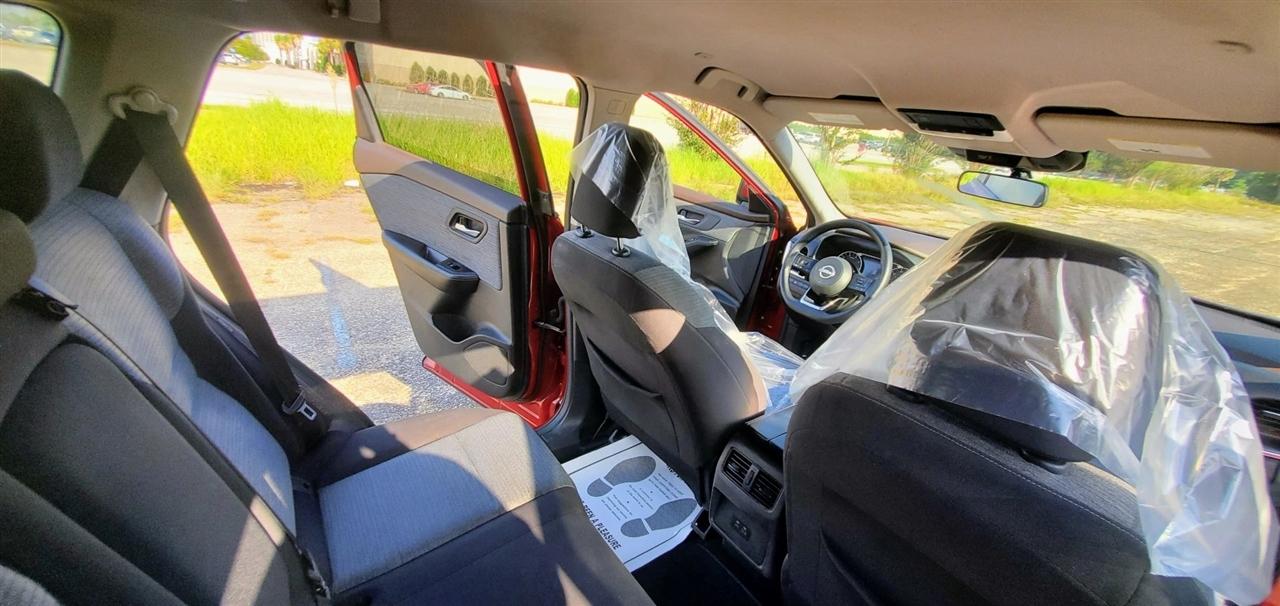 Nissan Rogue FWD SV 2022