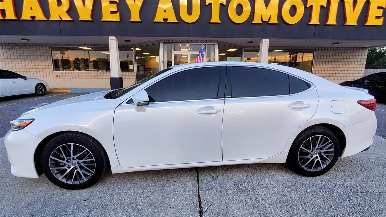 Lexus ES ES 350 FWD 2017