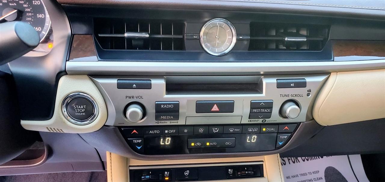 Lexus ES ES 350 FWD 2017