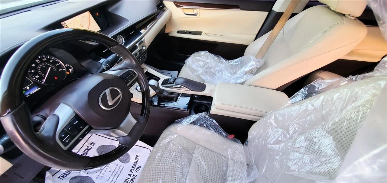 Lexus ES ES 350 FWD 2017
