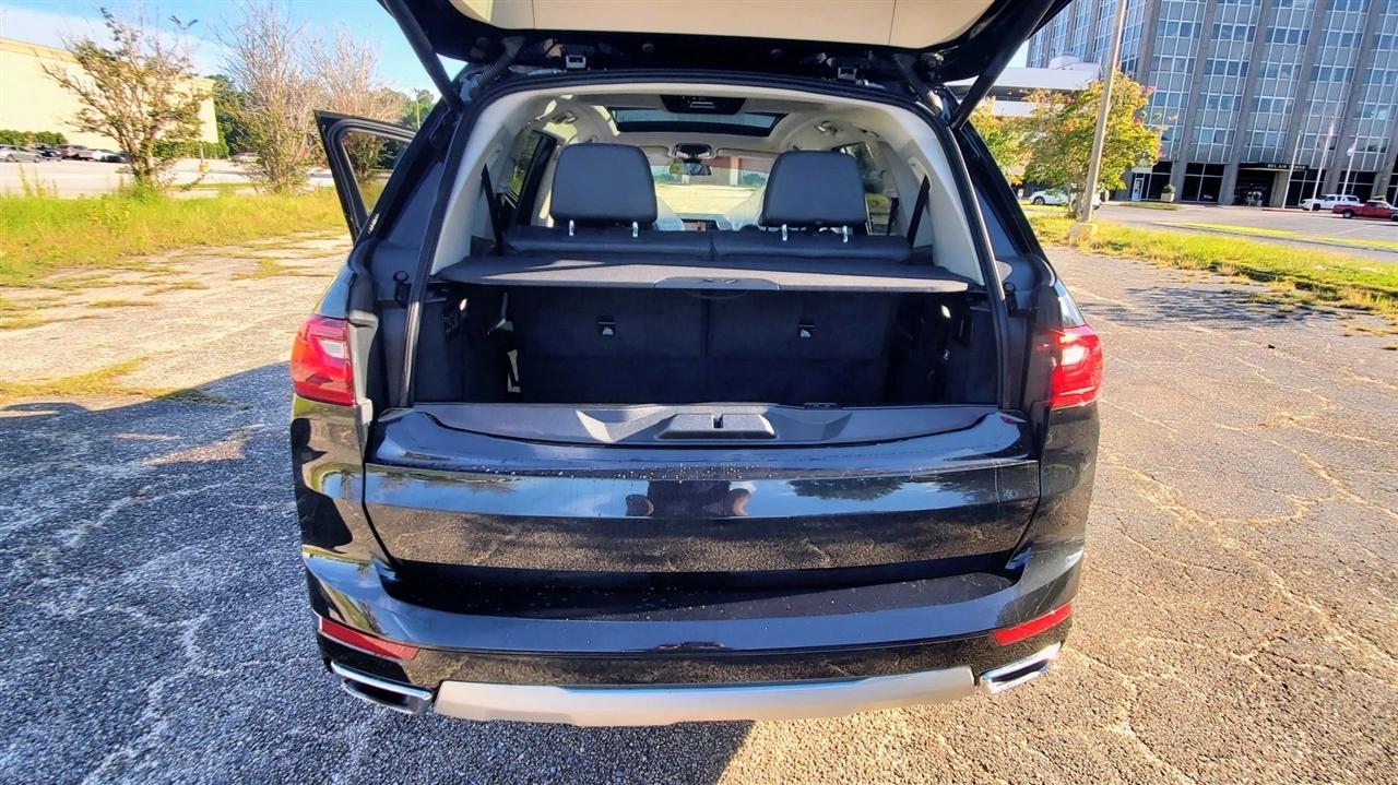 BMW X7 xDrive40i Sports Activity Vehicle 2020
