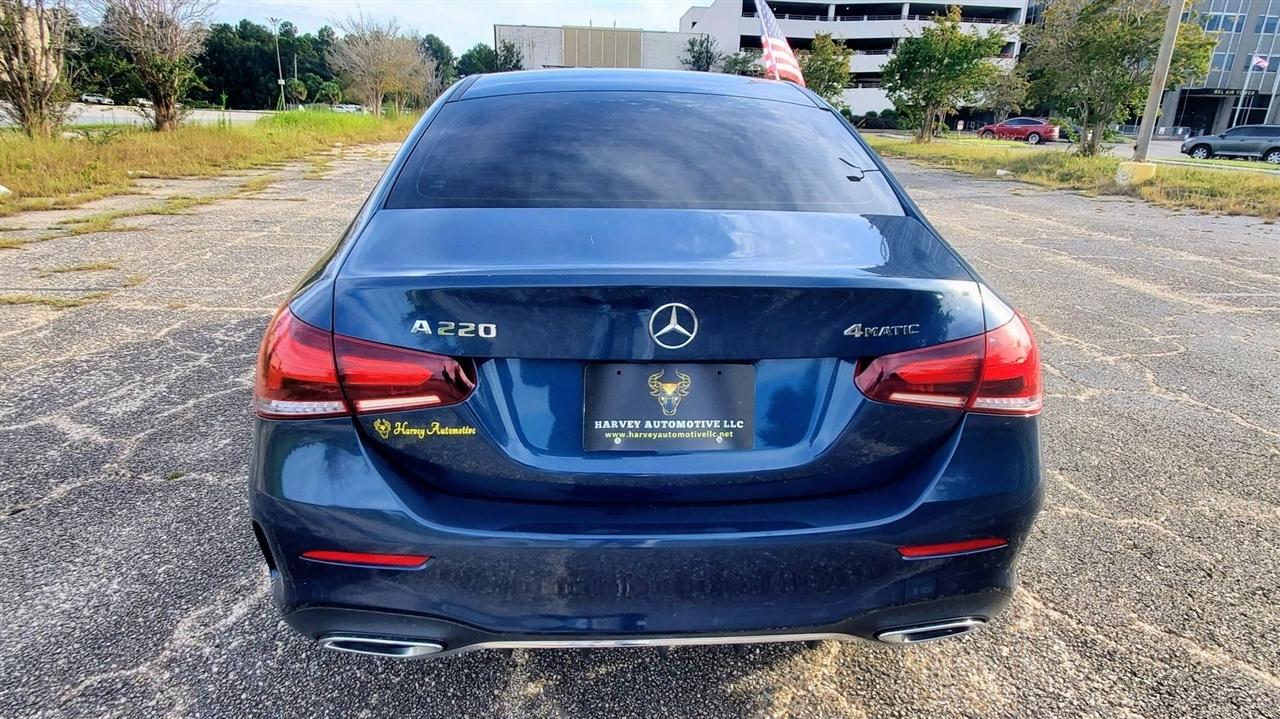Mercedes-Benz A-Class A 220 4MATIC Sedan 2019