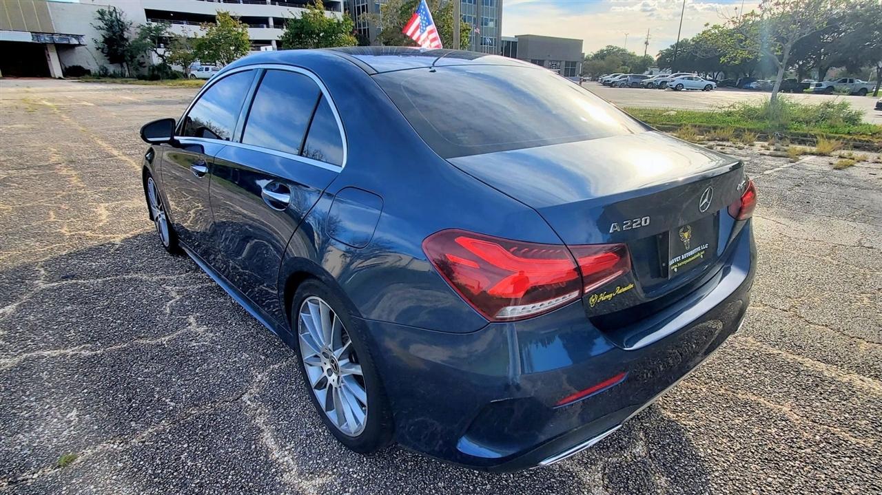 Mercedes-Benz A-Class A 220 4MATIC Sedan 2019