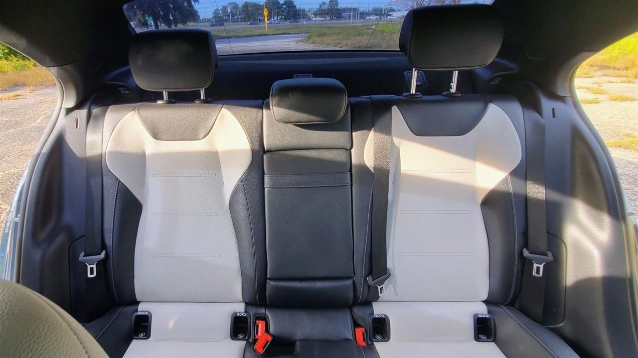 Mercedes-Benz A-Class A 220 4MATIC Sedan 2019