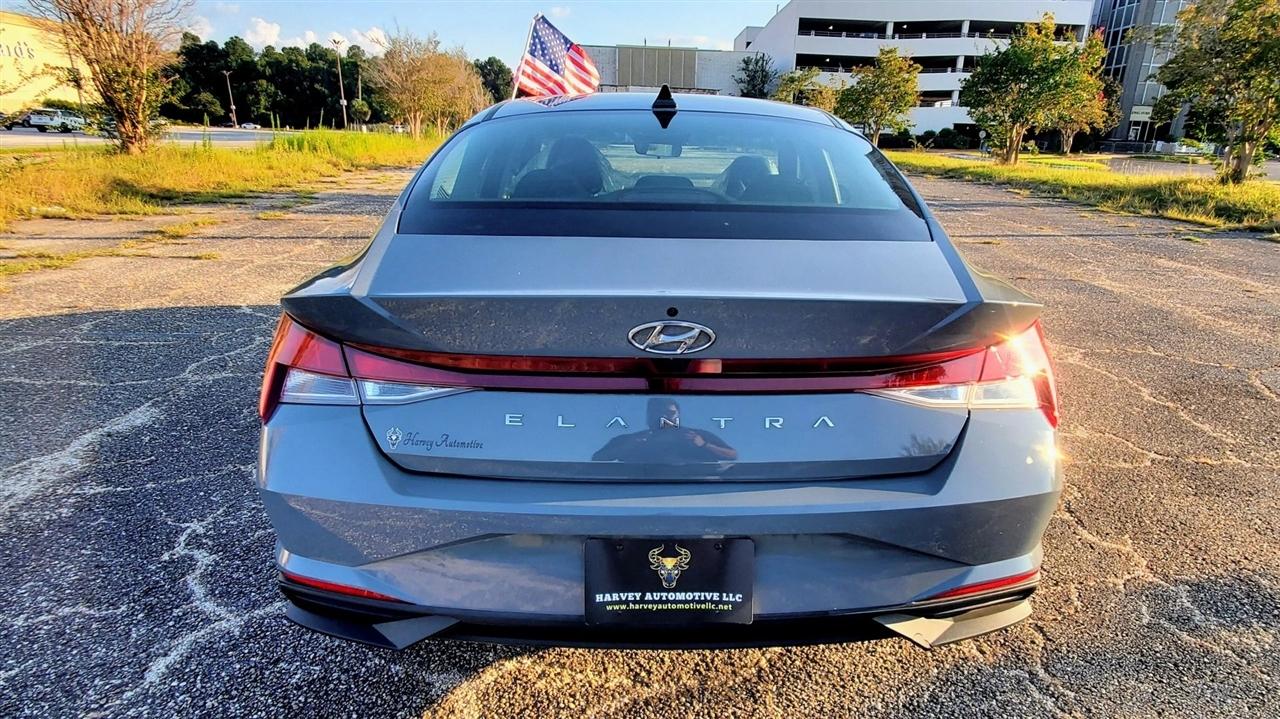 Hyundai Elantra SEL IVT 2023
