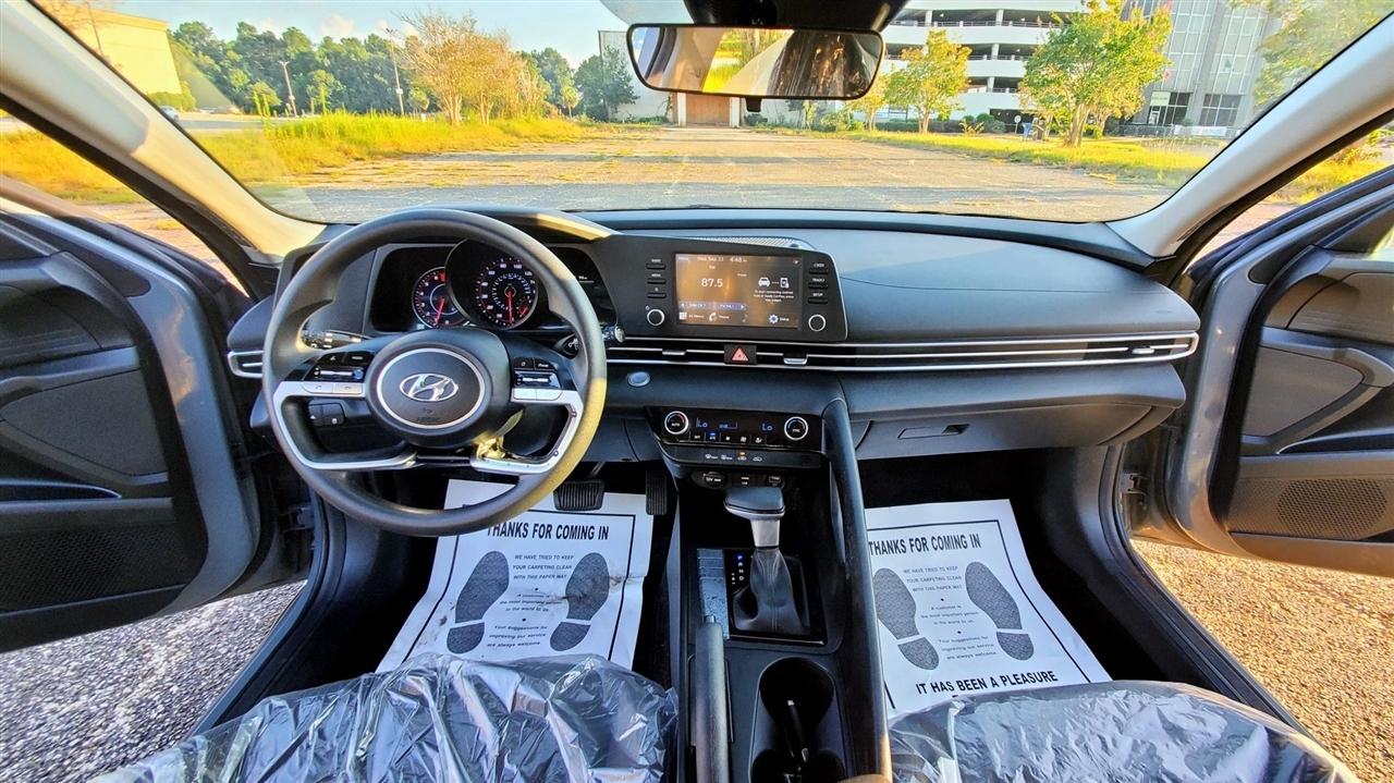 Hyundai Elantra SEL IVT 2023
