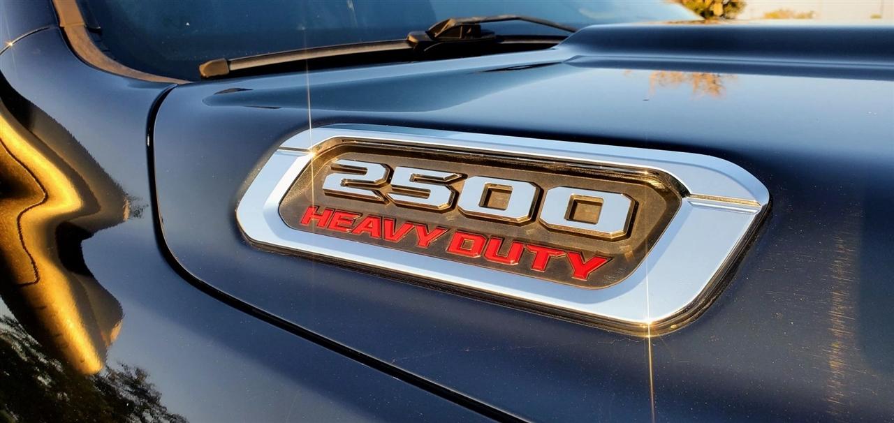 RAM 2500 Big Horn 4x4 Crew Cab 6'4" Box 2019