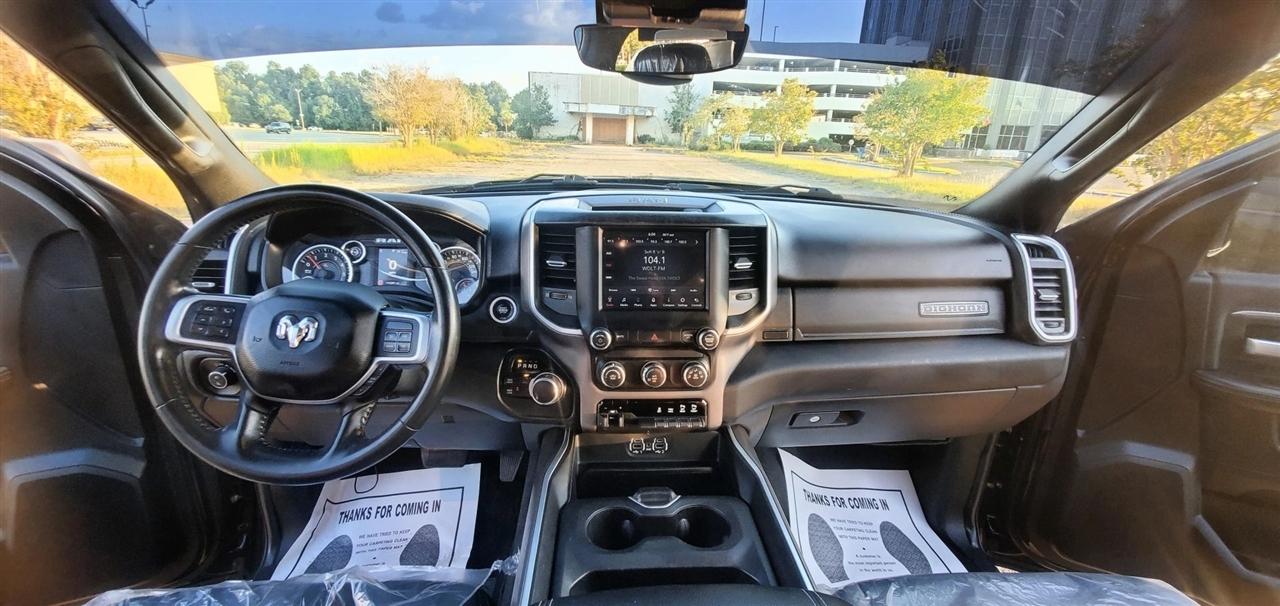 RAM 2500 Big Horn 4x4 Crew Cab 6'4" Box 2019
