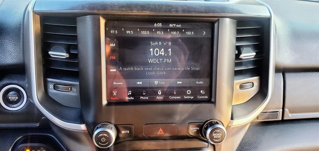 RAM 2500 Big Horn 4x4 Crew Cab 6'4" Box 2019