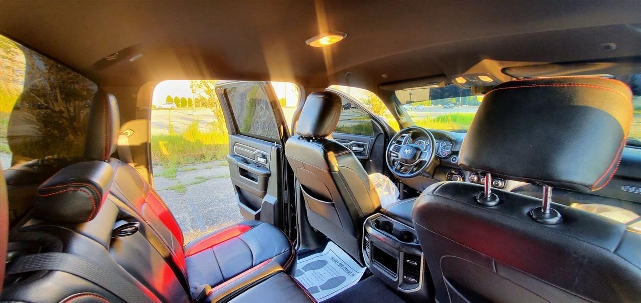 RAM 2500 Big Horn 4x4 Crew Cab 6'4" Box 2019