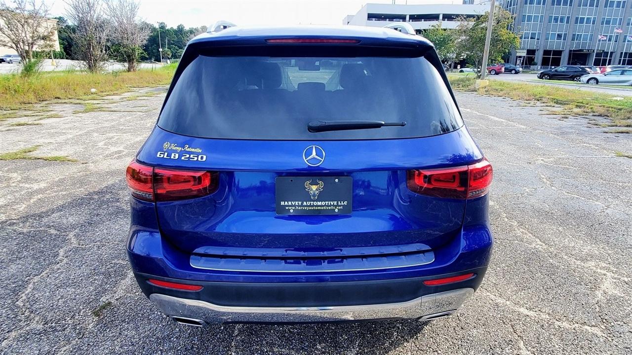 Mercedes-Benz GLB GLB 250 SUV 2021