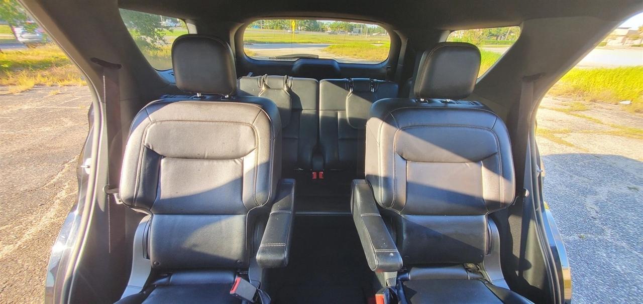 Ford Explorer XLT RWD 2020