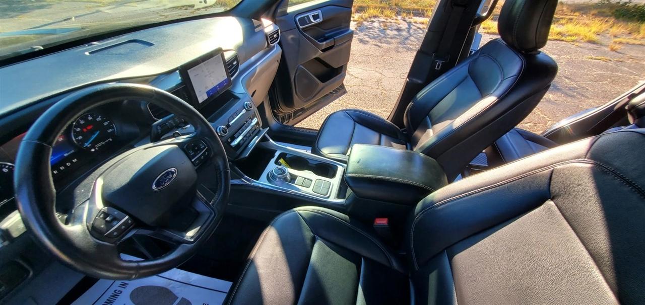 Ford Explorer XLT RWD 2020