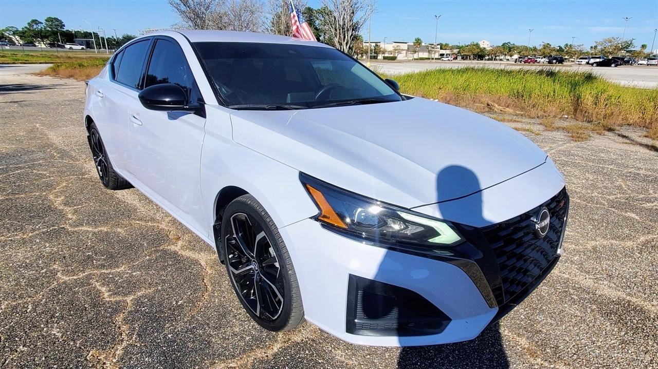 Nissan Altima 2.5 SR Sedan 2023