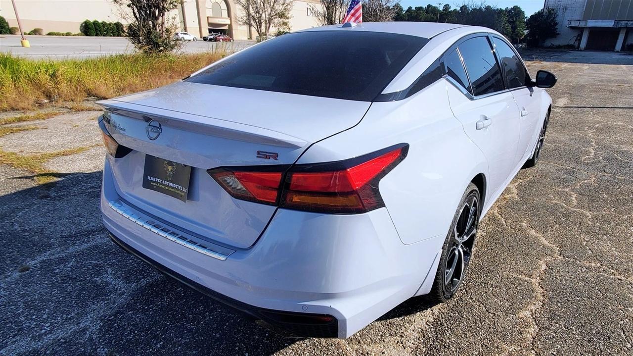 Nissan Altima 2.5 SR Sedan 2023