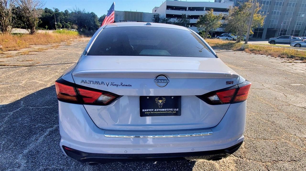 Nissan Altima 2.5 SR Sedan 2023