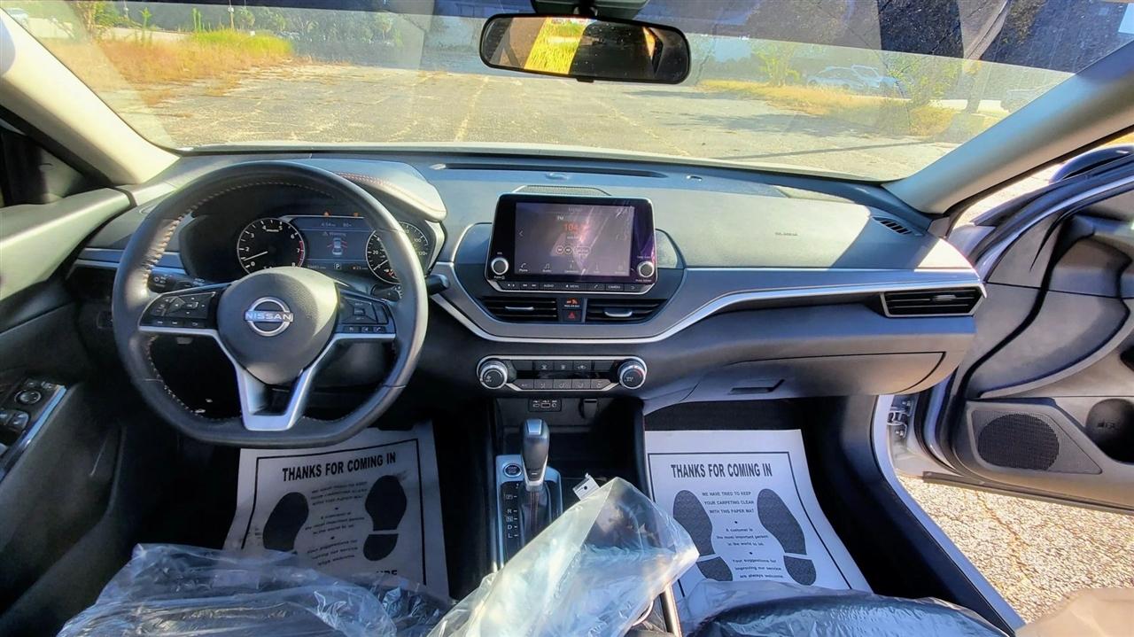 Nissan Altima 2.5 SR Sedan 2023