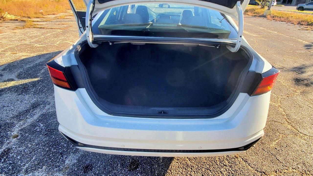 Nissan Altima 2.5 SV Sedan 2023