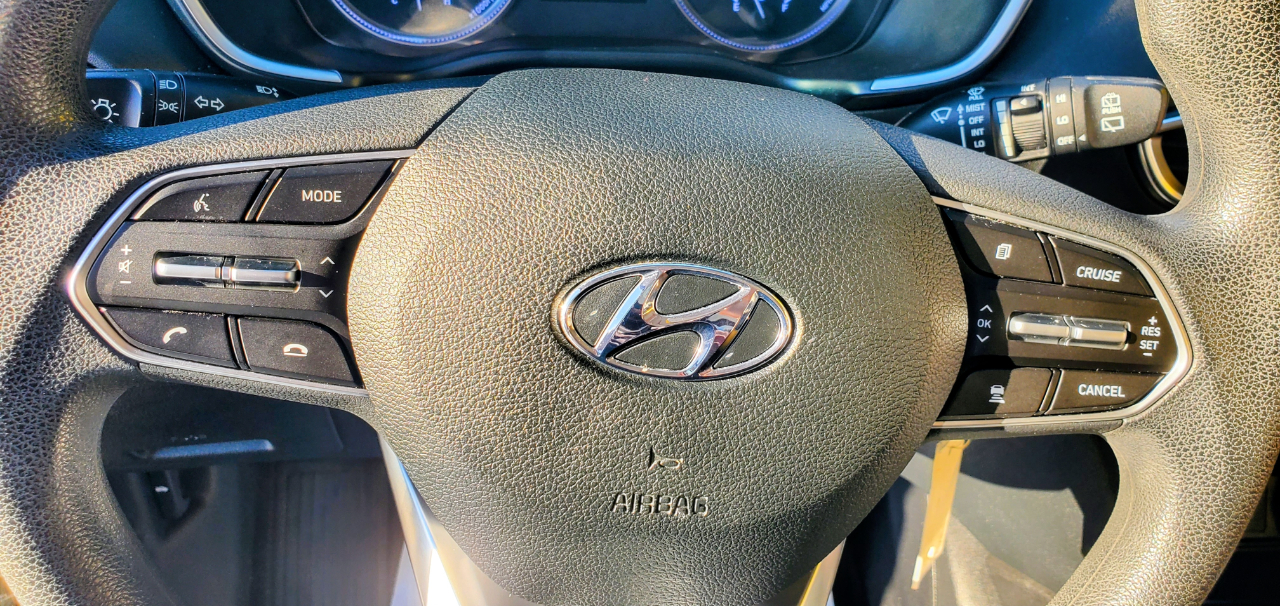 Hyundai Santa Fe SE 2.4 2019 Hyundai Santa Fe SE 2.4 2019