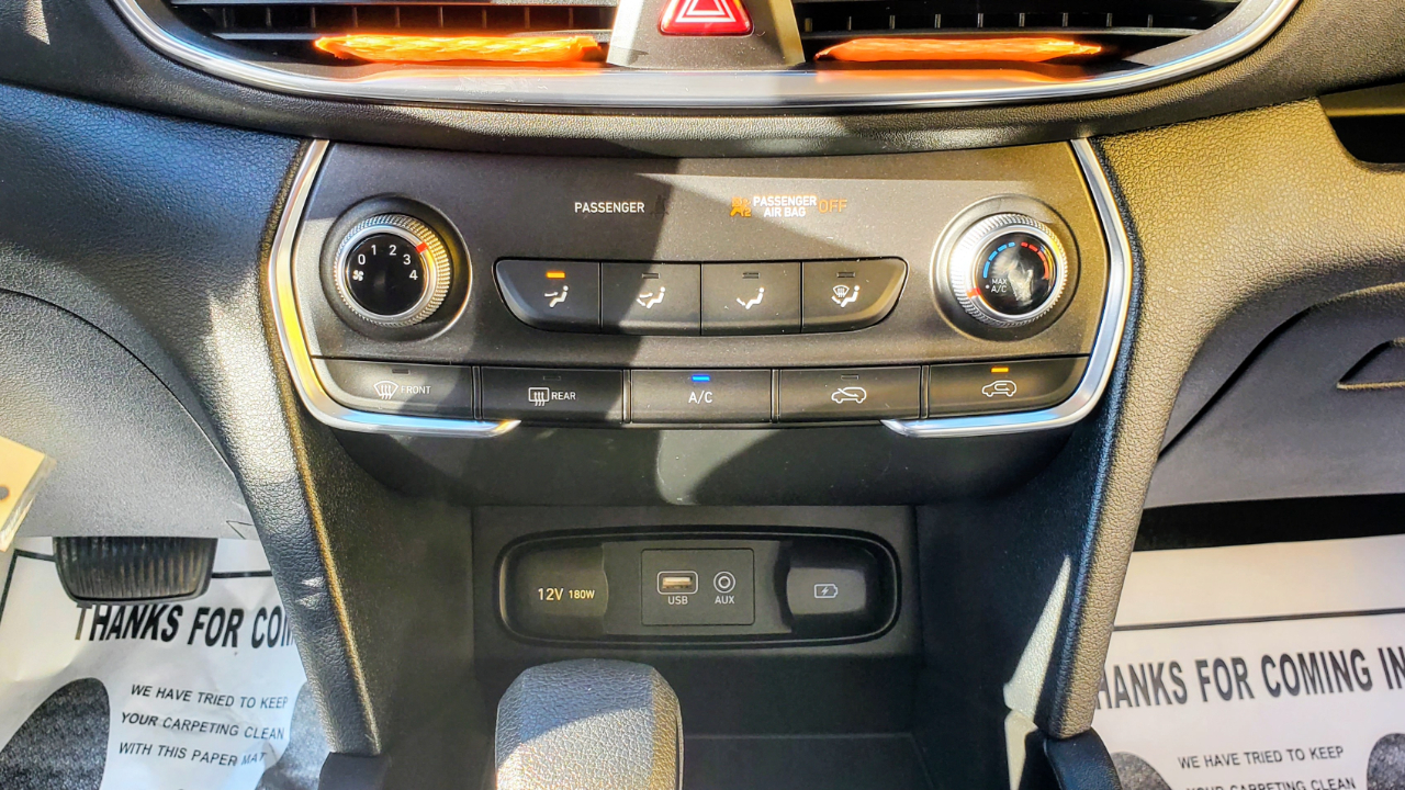 Hyundai Santa Fe SE 2.4 2019 Hyundai Santa Fe SE 2.4 2019