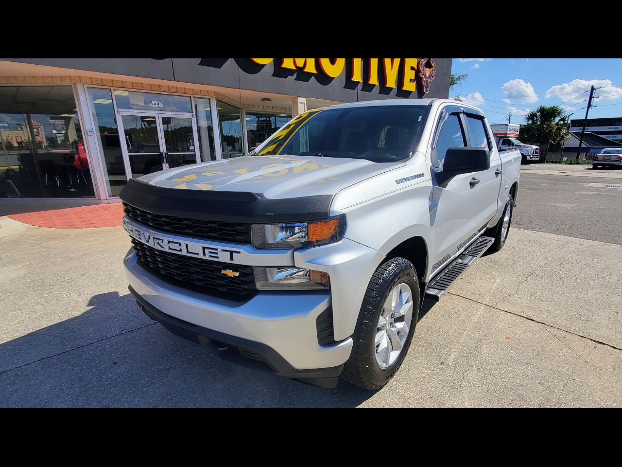 2019 Chevrolet Silverado 1500 Custom Crew Cab Short Box 4WD