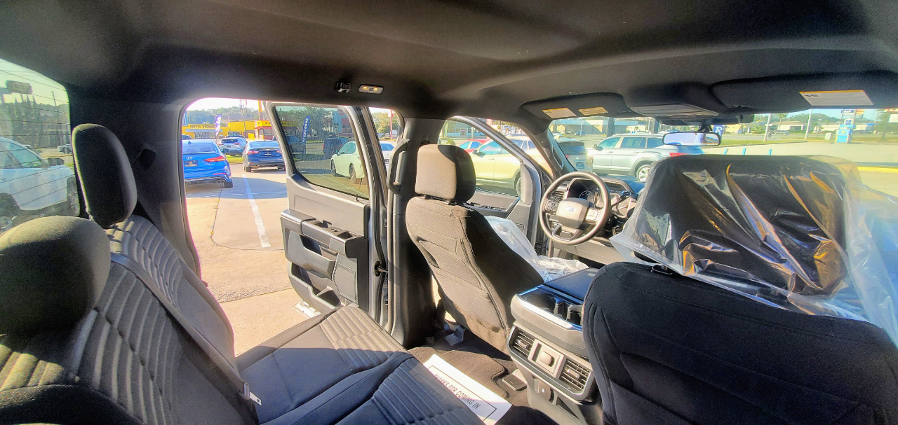 Ford F-150 Lariat SuperCrew 5.5-ft. Bed 2WD 2023