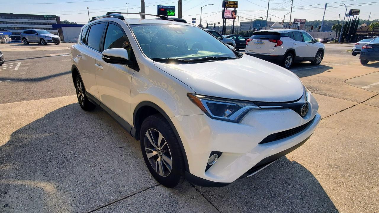 Toyota RAV4 XLE FWD 2017