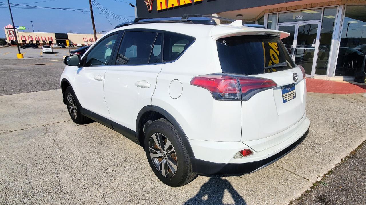 Toyota RAV4 XLE FWD 2017
