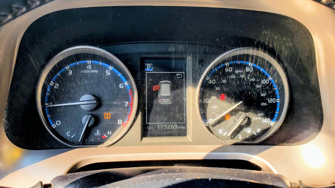 Toyota RAV4 XLE FWD 2017