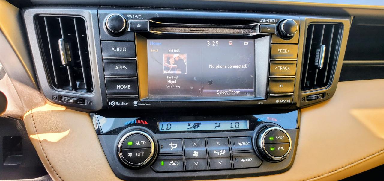 Toyota RAV4 XLE FWD 2017