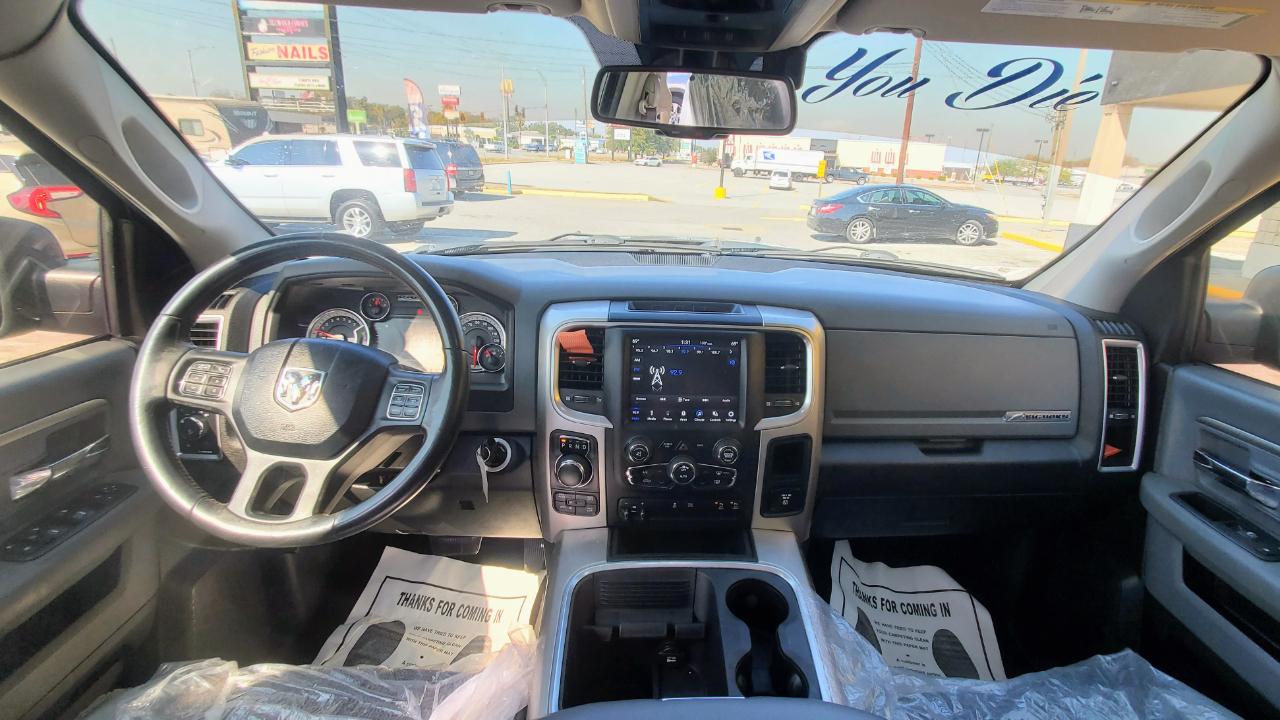 RAM 1500 Classic Tradesman Crew Cab SWB 4WD 2019