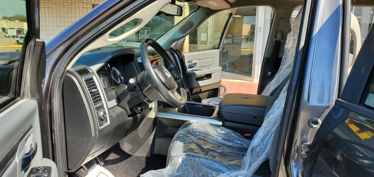 RAM 1500 Classic Tradesman Crew Cab SWB 4WD 2019