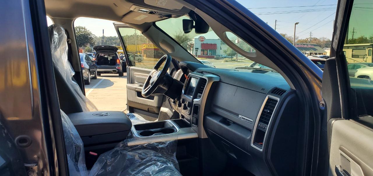 RAM 1500 Classic Tradesman Crew Cab SWB 4WD 2019