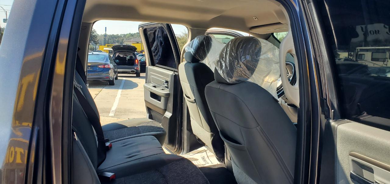 RAM 1500 Classic Tradesman Crew Cab SWB 4WD 2019