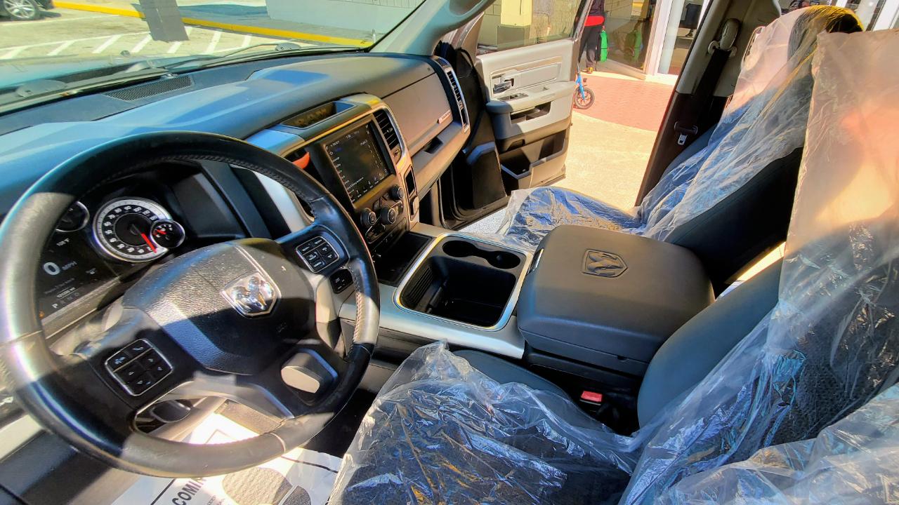 RAM 1500 Classic Tradesman Crew Cab SWB 4WD 2019