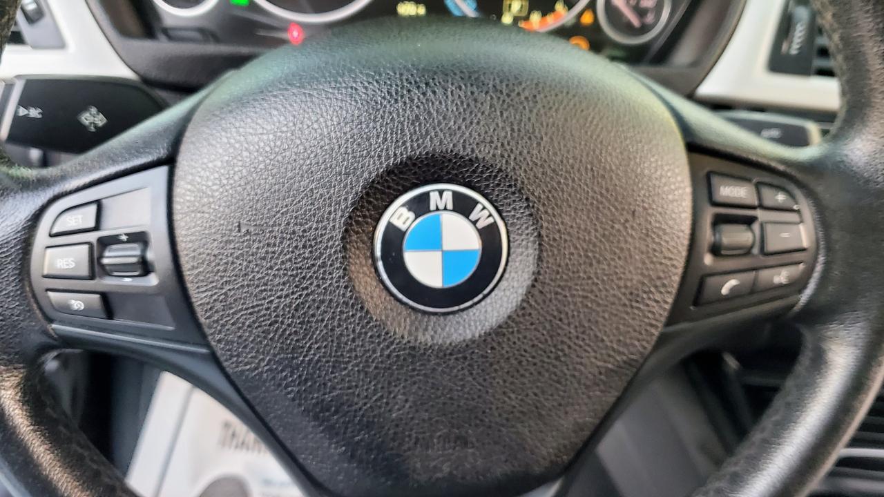BMW 3-Series 320i Sedan 2018
