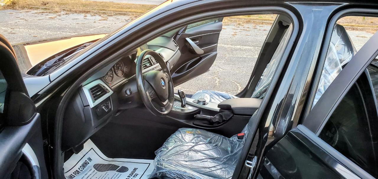 BMW 3-Series 320i Sedan 2018