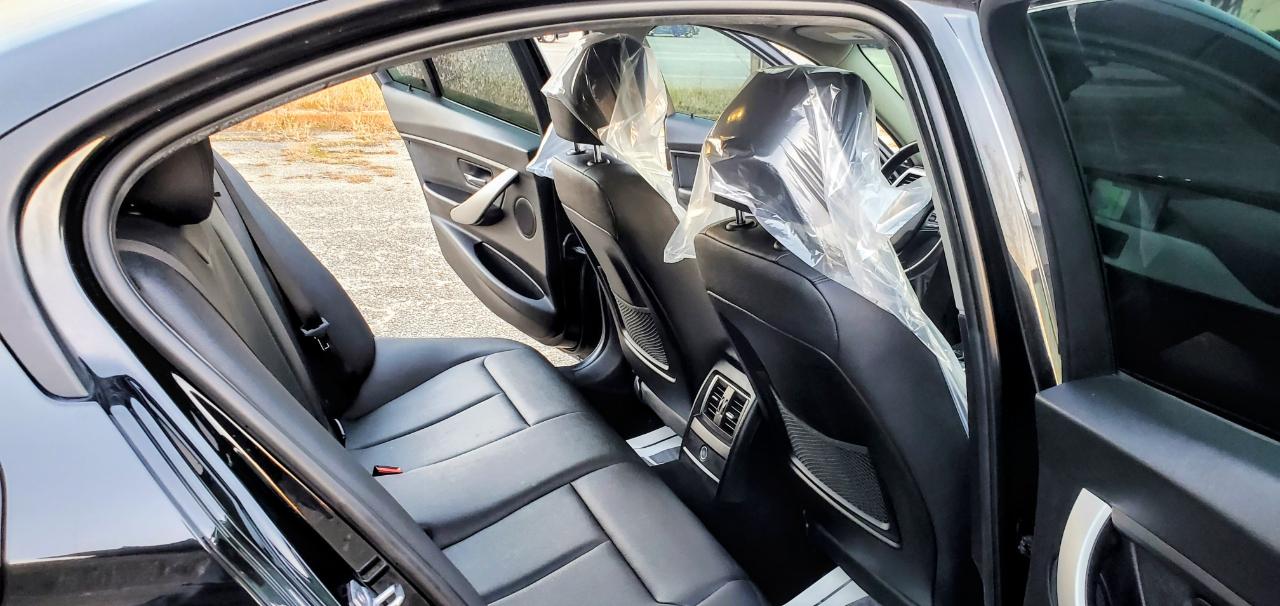 BMW 3-Series 320i Sedan 2018