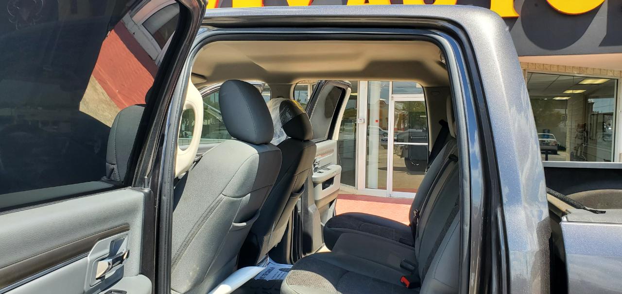 RAM 2500 SLT Crew Cab SWB 4WD 2015