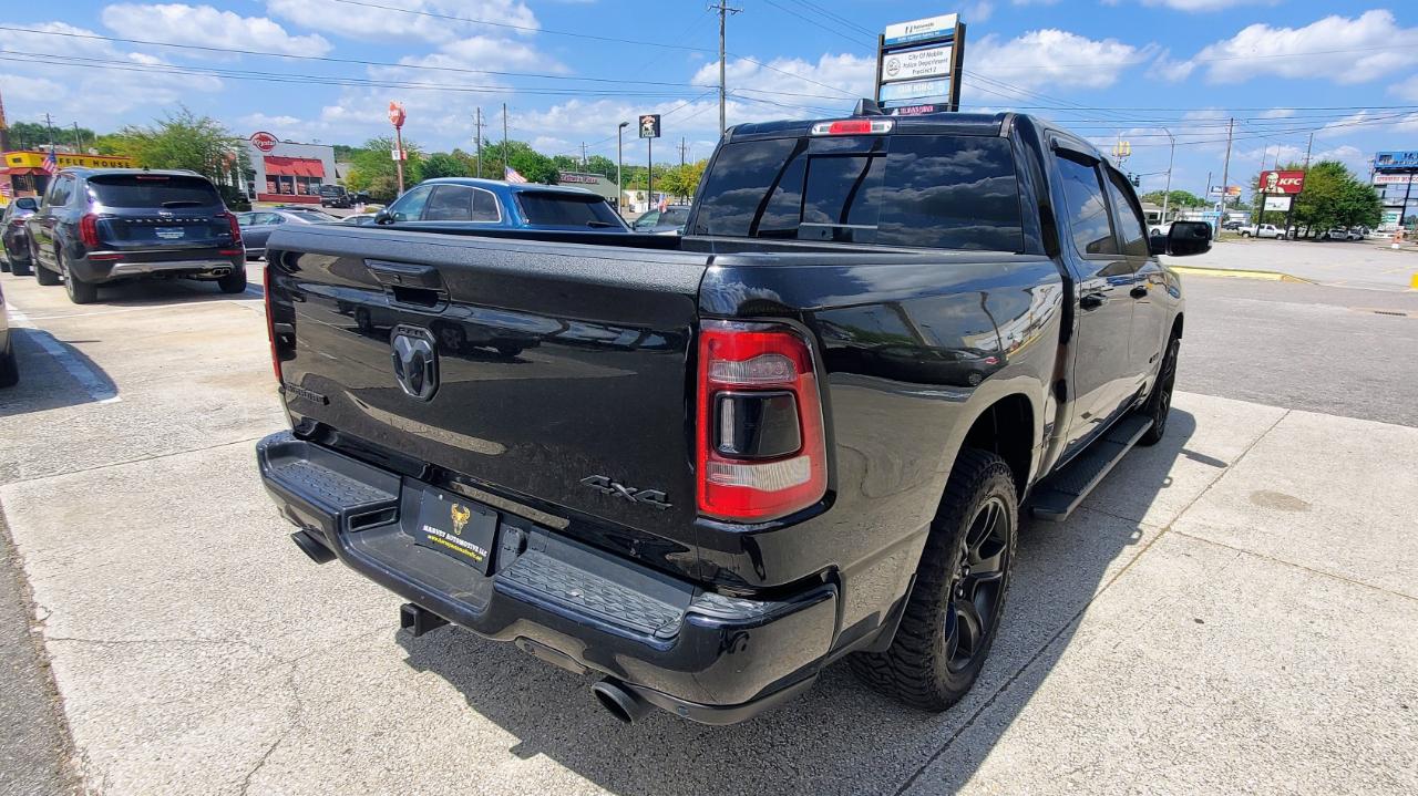 RAM 1500 Big Horn Crew Cab SWB 4WD 2020