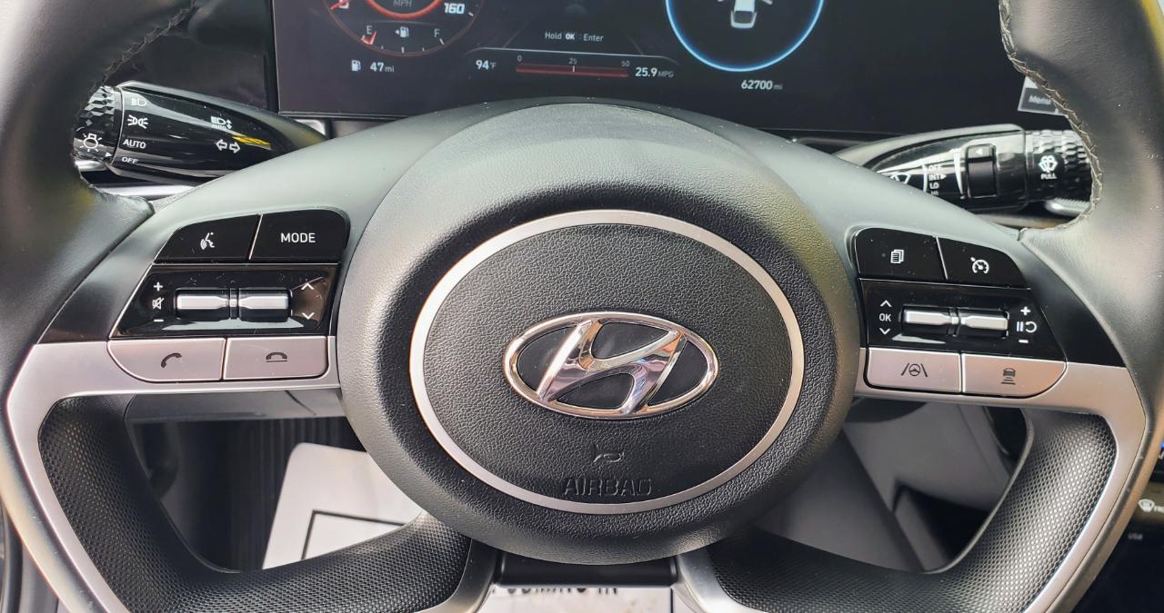 Hyundai Elantra SEL IVT 2023