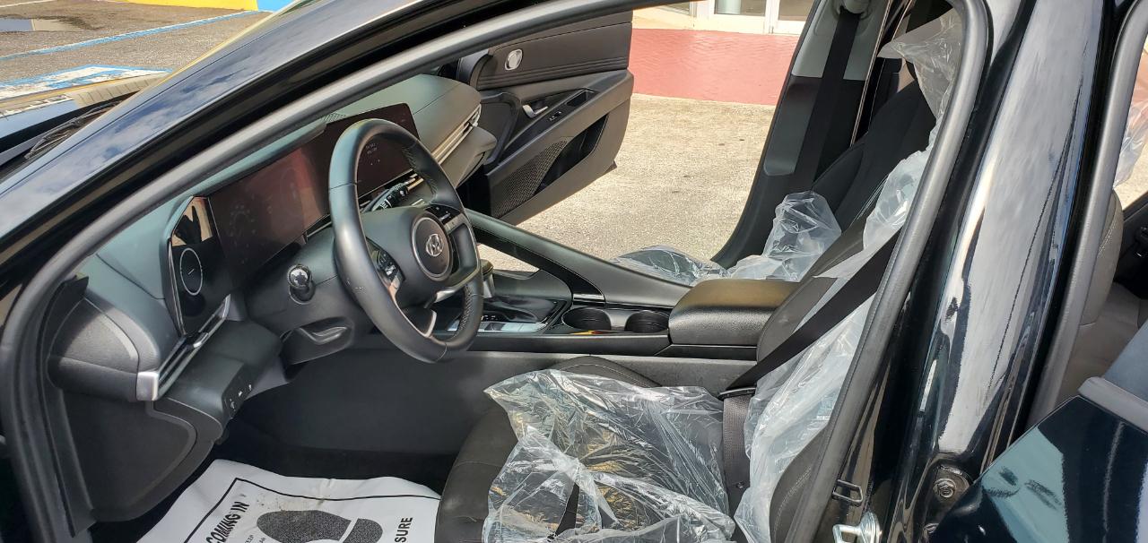 Hyundai Elantra SEL IVT 2023