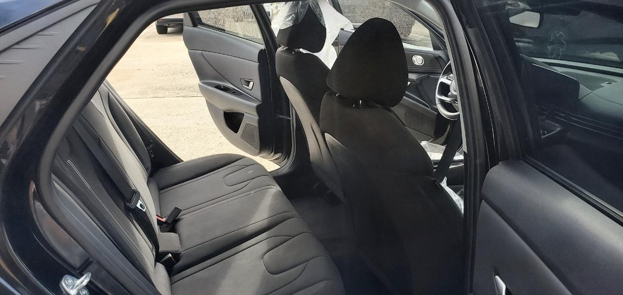 Hyundai Elantra SEL IVT 2023