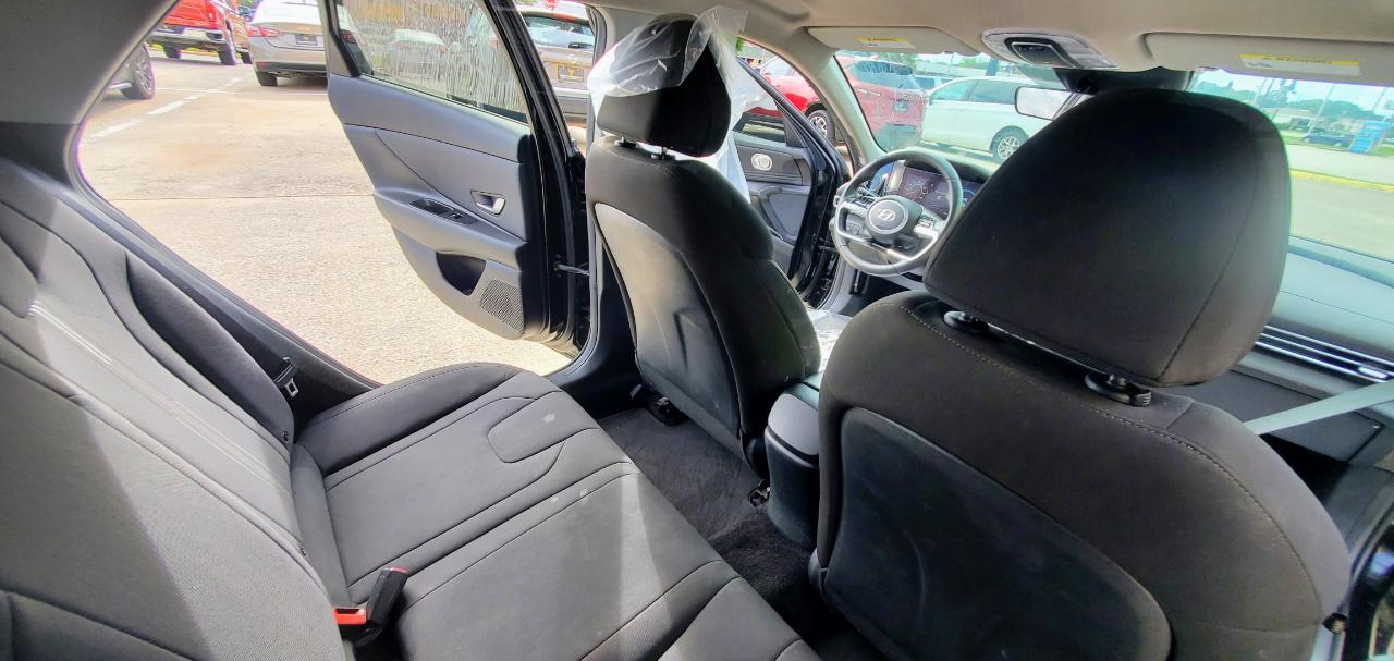 Hyundai Elantra SEL IVT 2023