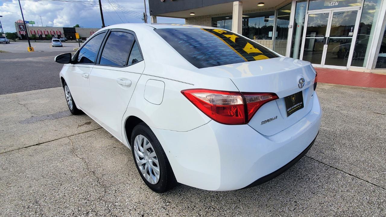Toyota Corolla XLE CVT (Natl) 2019