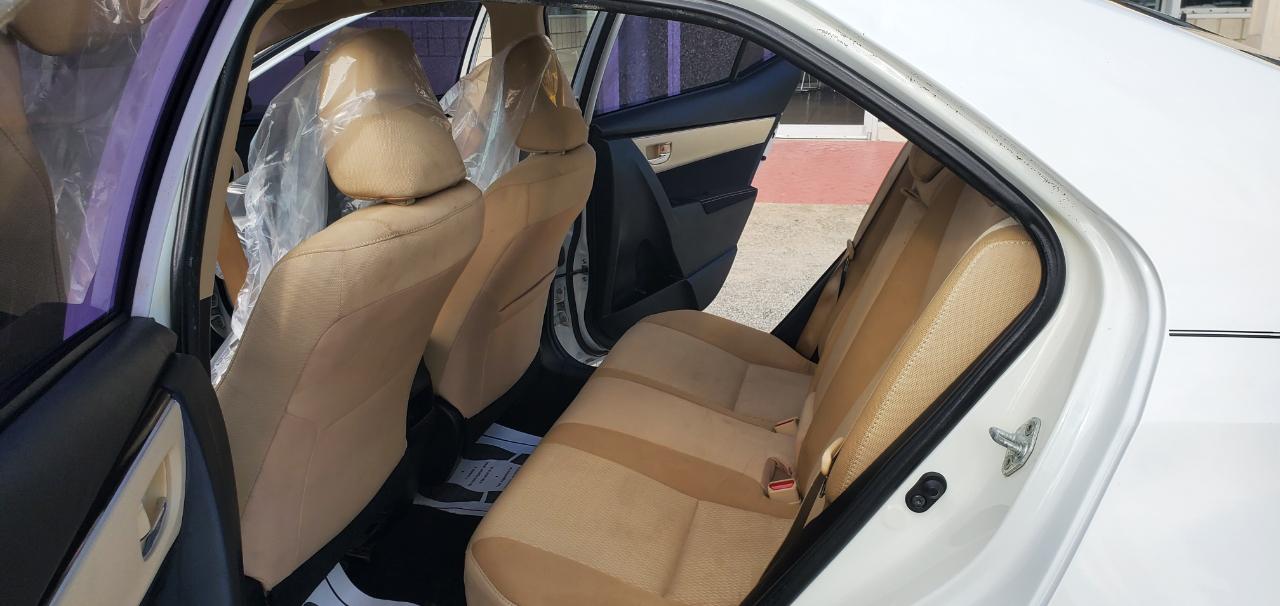 Toyota Corolla XLE CVT (Natl) 2019