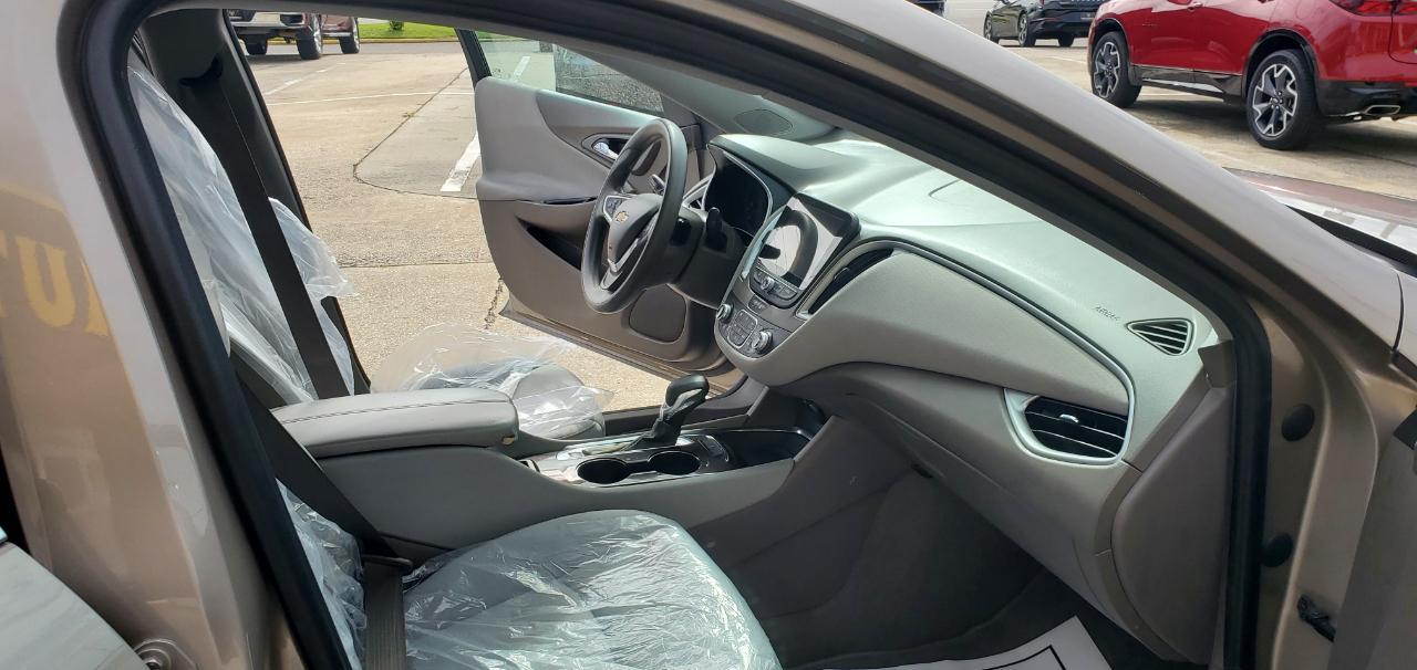 Chevrolet Malibu 4dr Sdn LT 2022