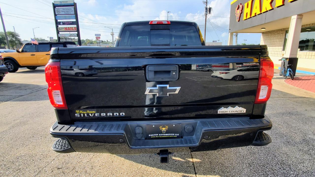 Chevrolet Silverado 1500 4WD Crew Cab 143.5" High Country 2018